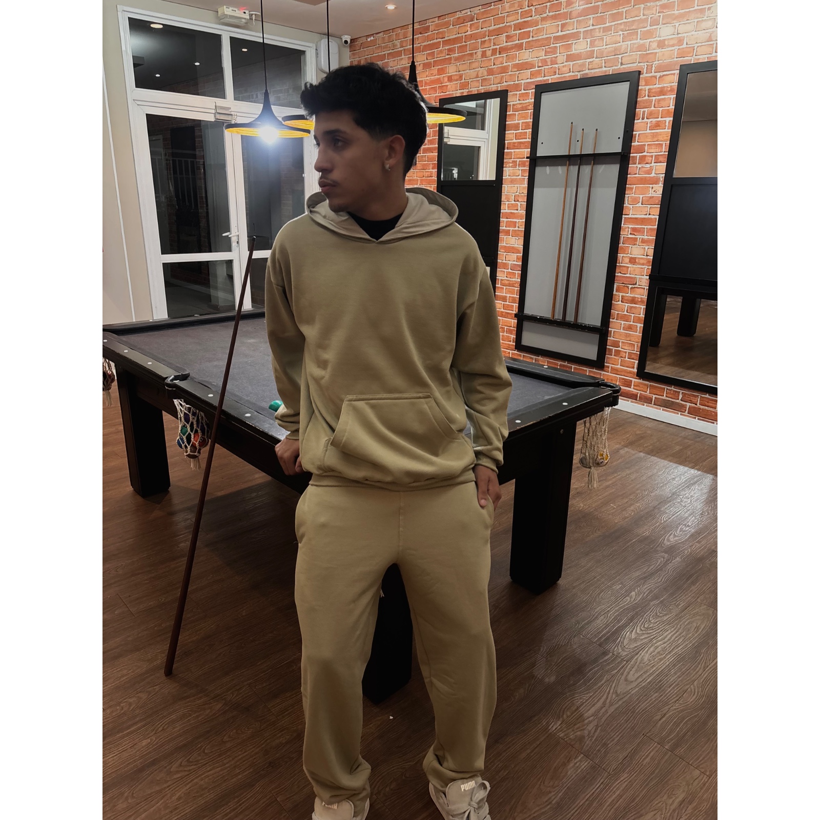 Calça Reta de Moletom Bege 3
