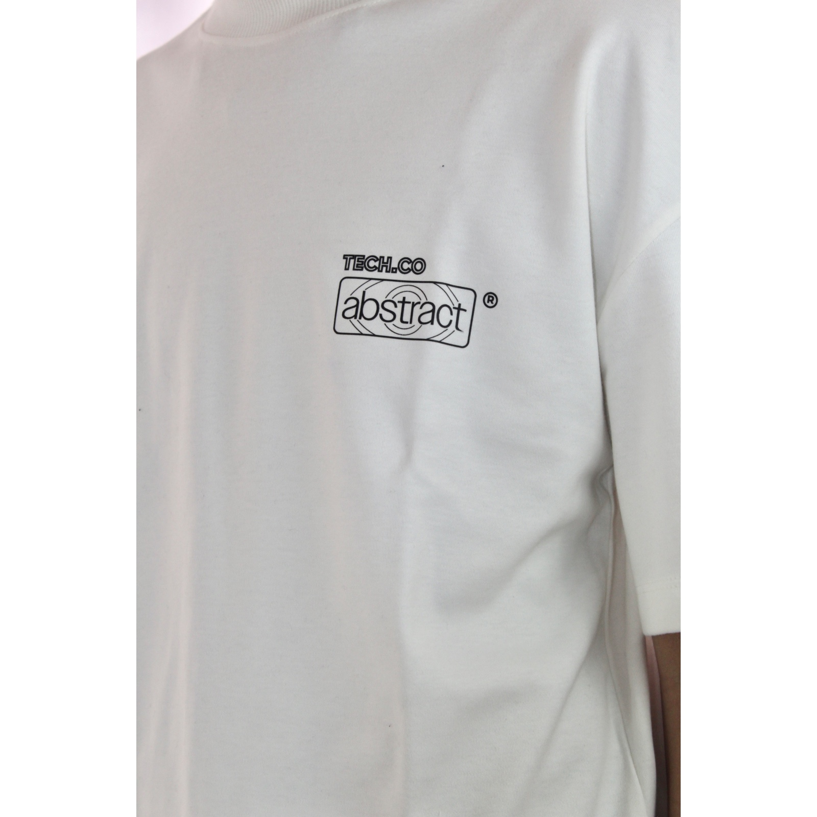 Camiseta Boxy Flow Off White 6