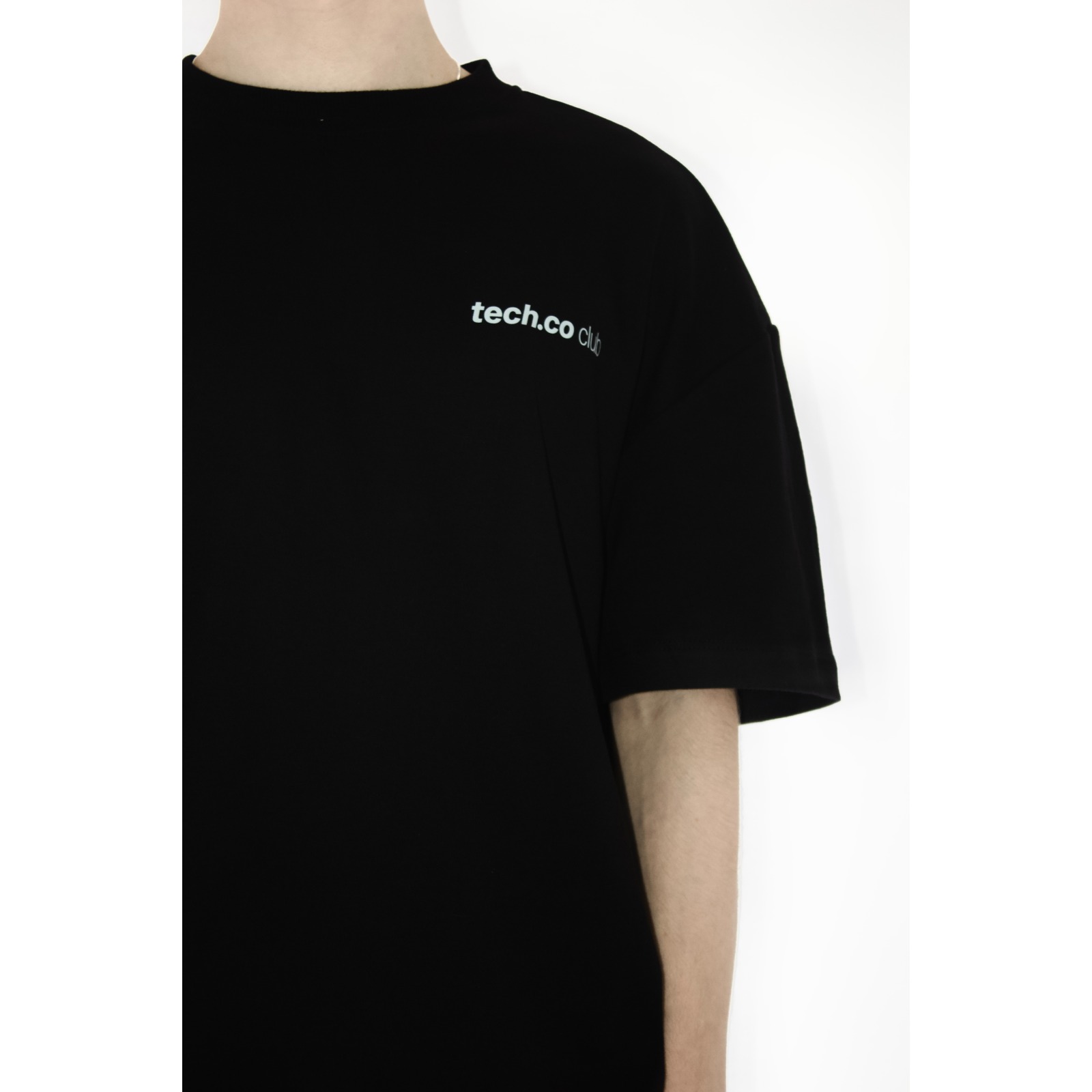 Camiseta Boxy Fluid Preta 7