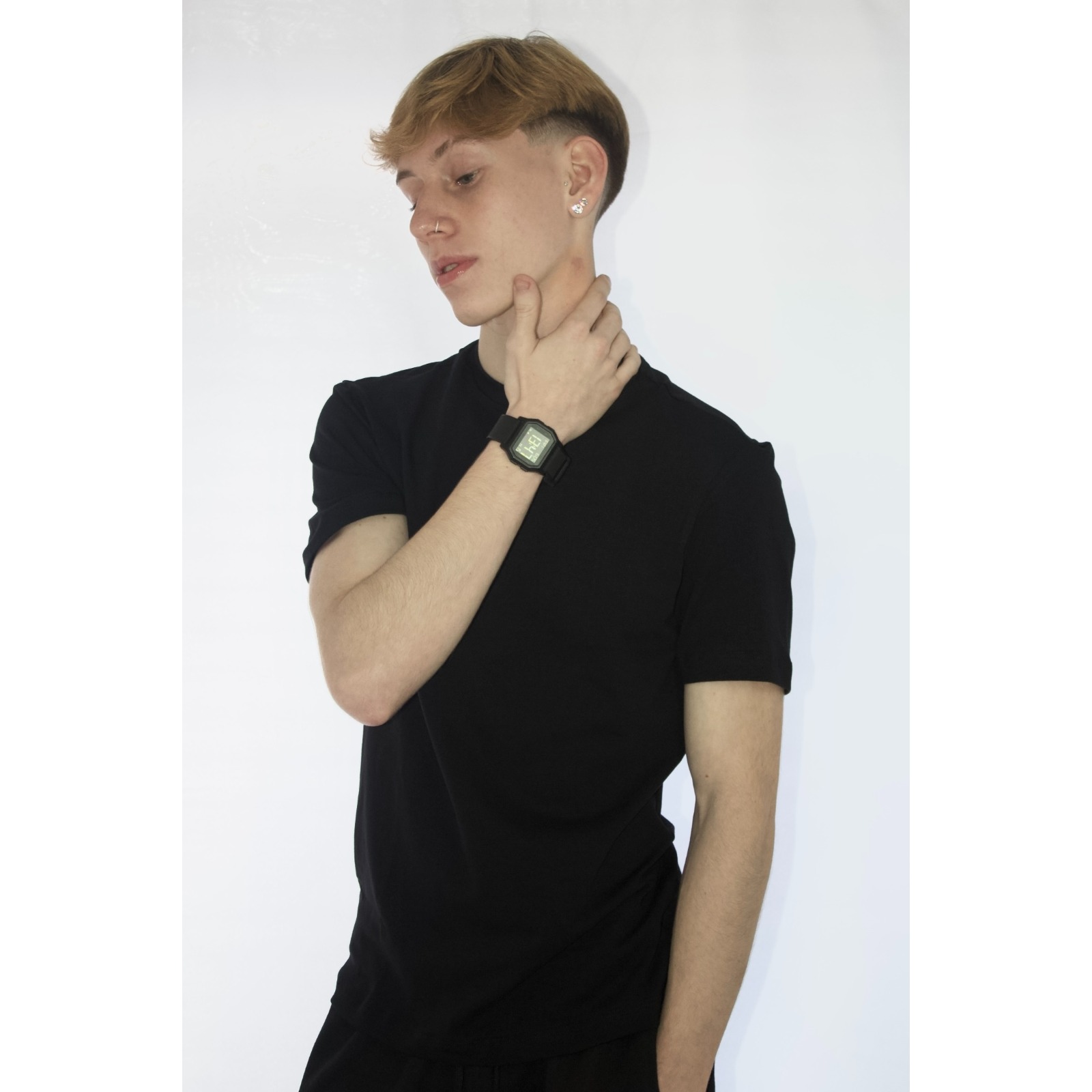 Camiseta Slim Fit Comfort Preta 4